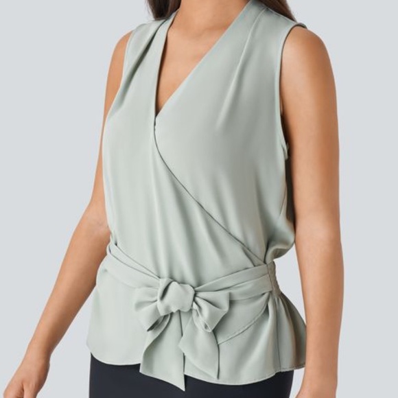 NWT HALARA V Neck Sleeveless Wrapped Tie Front Shirred Work Blouse Size: Medium - Picture 1 of 10